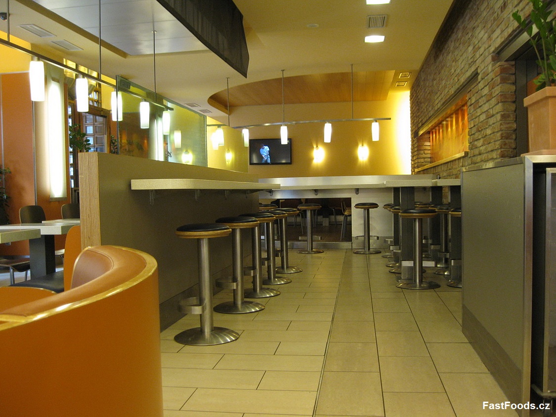 McDonald´s - V. Ker. Régiposta U. 10, Budapešť, Maďarsko